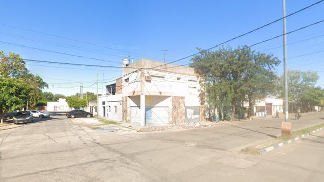 La esquina donde le pegaron e incendiaron a un hombre que estaba en situación de calle.