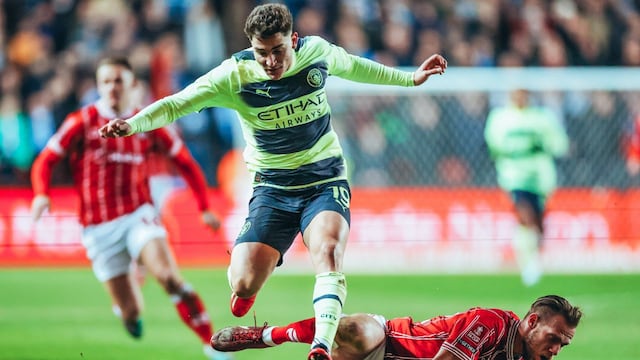 Julián Álvarez en el triunfo 3 a 0 del Manchester City por la FA Cup.