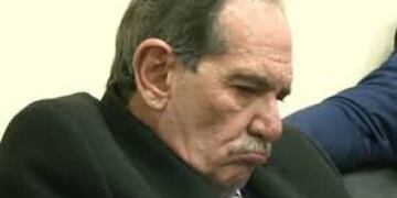 Entre lágrimas, José Alperovich escuchó el pedido de 22 años de prisión que demanda la querella.