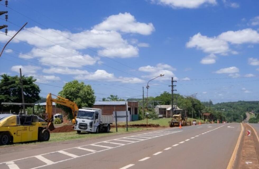 Ejecutan obras en accesos y colectoras en Puerto Rico