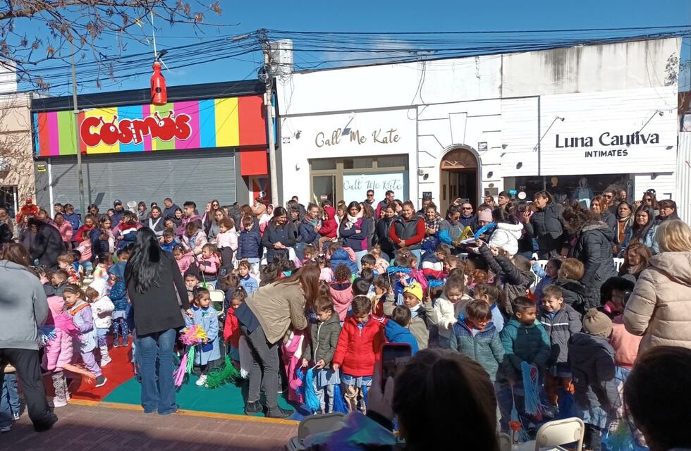 Con el amor de los más chiquitos, se celebró el Día de los Jardines de Infantes