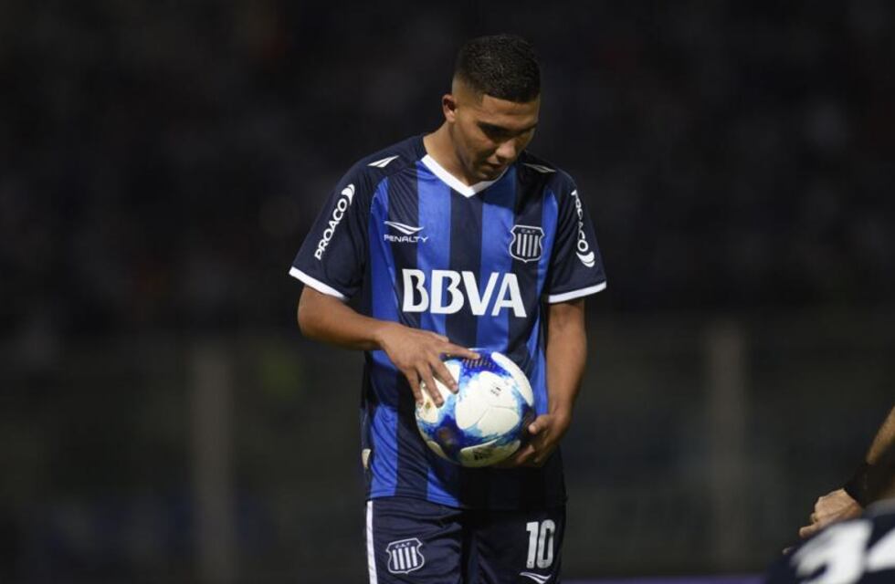 Se agrava la situación de Bebelo Reynoso: otros dos jóvenes denunciaron al futbolista