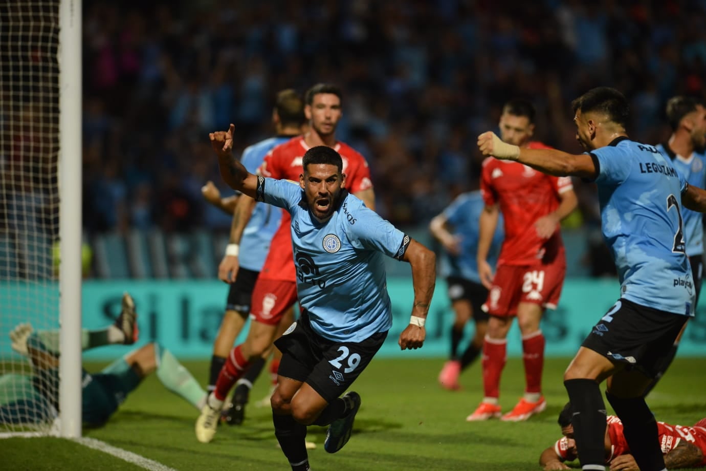 Gol de Franco Jara para Belgrano ante Huracán por la Liga Profesional en 2025. (Facundo Luque / La Voz)