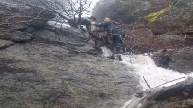 Una verdadera heroína: la rionegrina que le tiene terror a las alturas y trepó para salvar a nene con autismo.