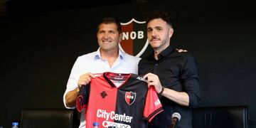Rubén Capria le dio la bienvenida a un DT fanático de la Lepra.