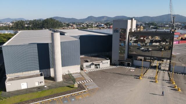 El hub logístico que Mendoza tiene en Itajaí, Brasil. Una manera de acercar nuestros productos a los futuros compradores.