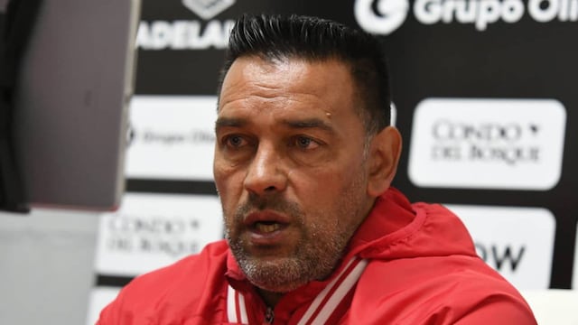 El exentrenador de Newell's dejó su cargo en octubre de 2021.