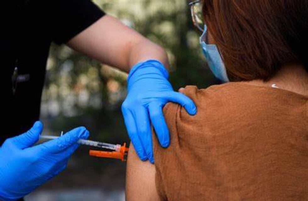 Dengue: el Gobierno lanzó la campaña de vacunación para periodistas