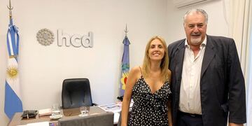 La presidenta del Honorable Concejo Deliberante de General Pueyrredón, Marina Sánchez Herrero mantuvo un encuentro con Alfredo Lazzaretti, con la educación como eje.