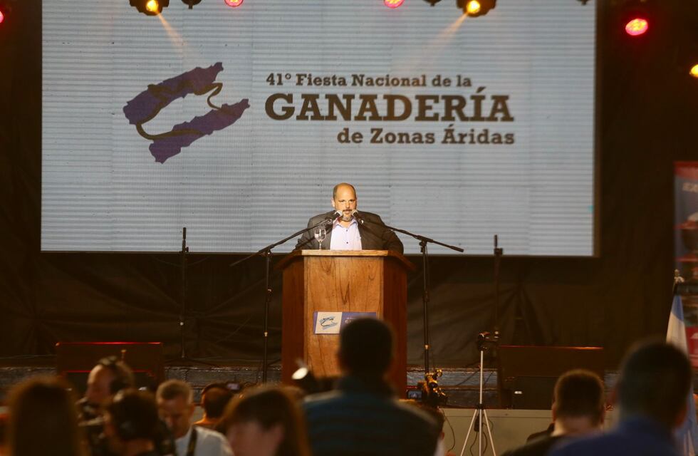”Sin trasvase no hay agua” lanzaron los empresarios y productores en la Fiesta de la Ganadería