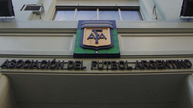 El fútbol vuelve a la fase 1.