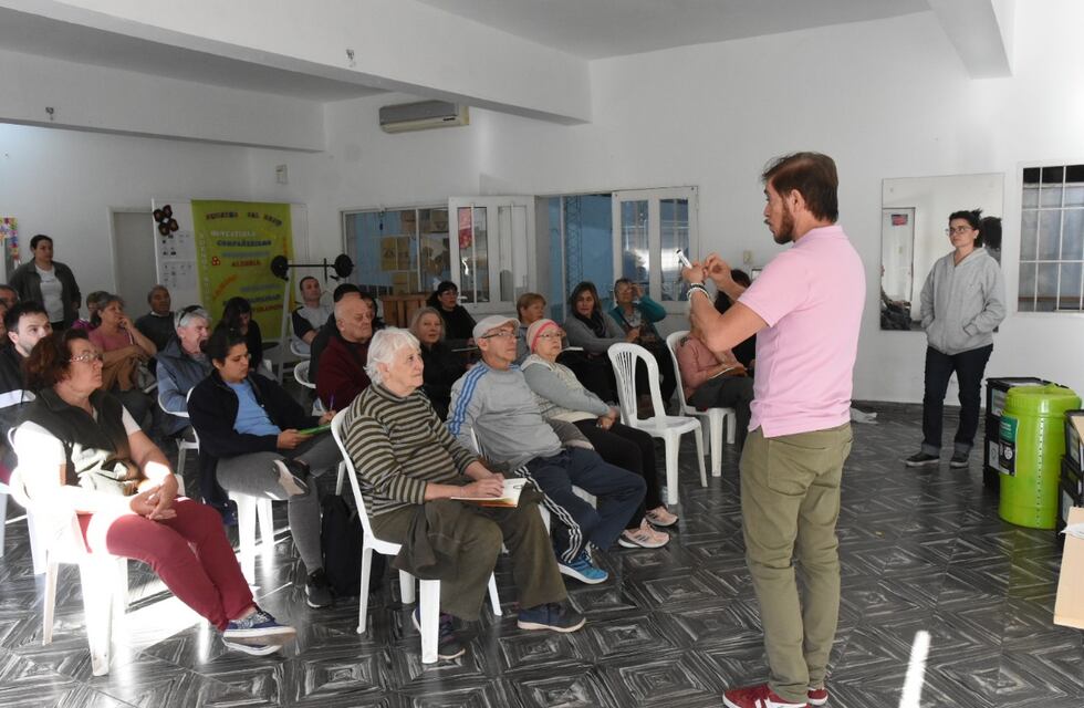 Taller de Huerta y Compost: participaron 25 personas