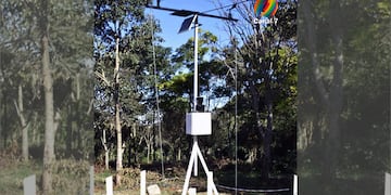 Se inauguraron dos estaciones meteorológicas en San Vicente y Dos de Mayo