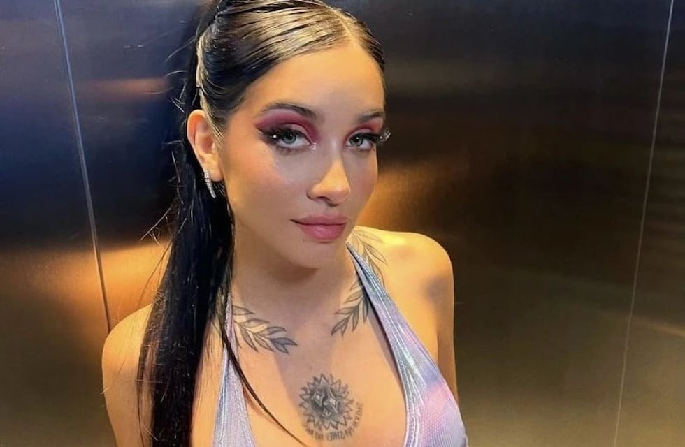María Becerra reveló cuál es el grupo de WhatsApp más raro que tiene: “En la foto de perfil se me ve la...”