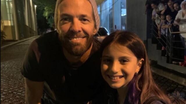 Taylor Hawkins con Emma Sofía, su minifan.
