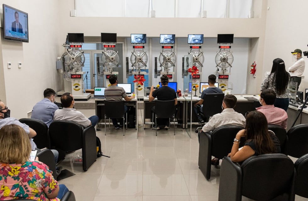 Ultiman detalles de lo que será el sorteo de jurados para los juicios del 2021