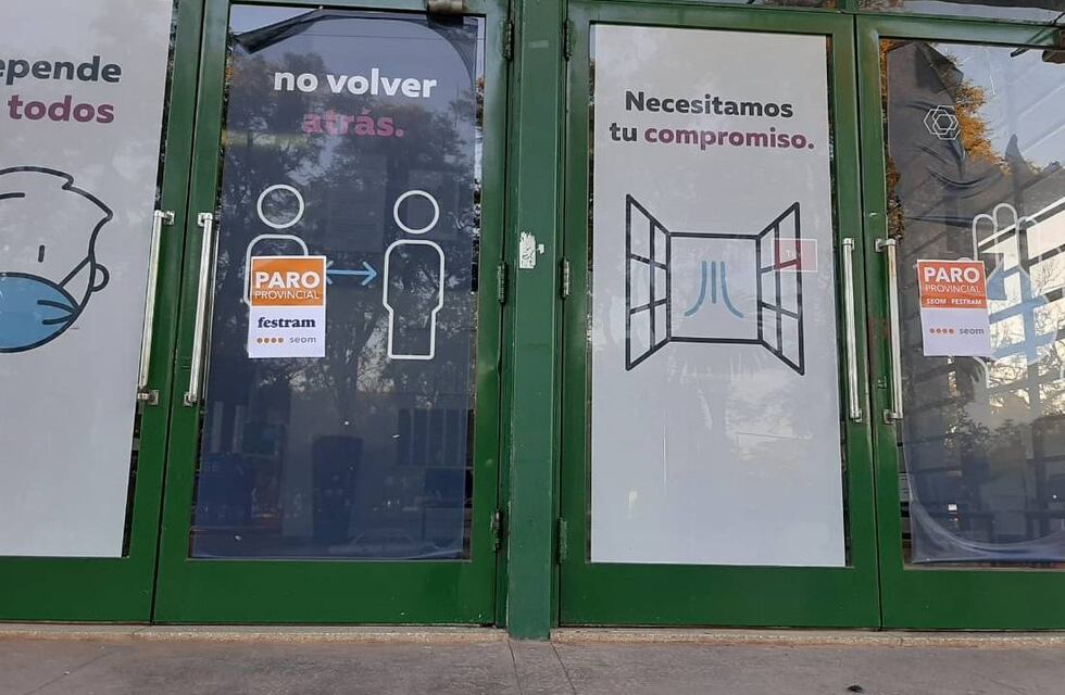 Adhesión total al paro de 24 horas de municipales