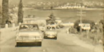 Así se viajaba por las sierras de Córdoba en 1965. (Foto: captura / video Eduardo Bzura).