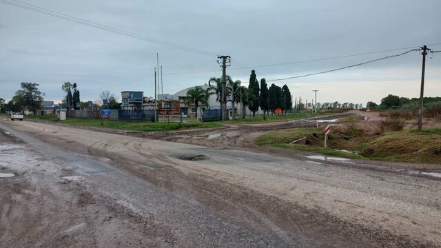 Denunciaron el estado de abandono de la obra del acceso a Aurelia