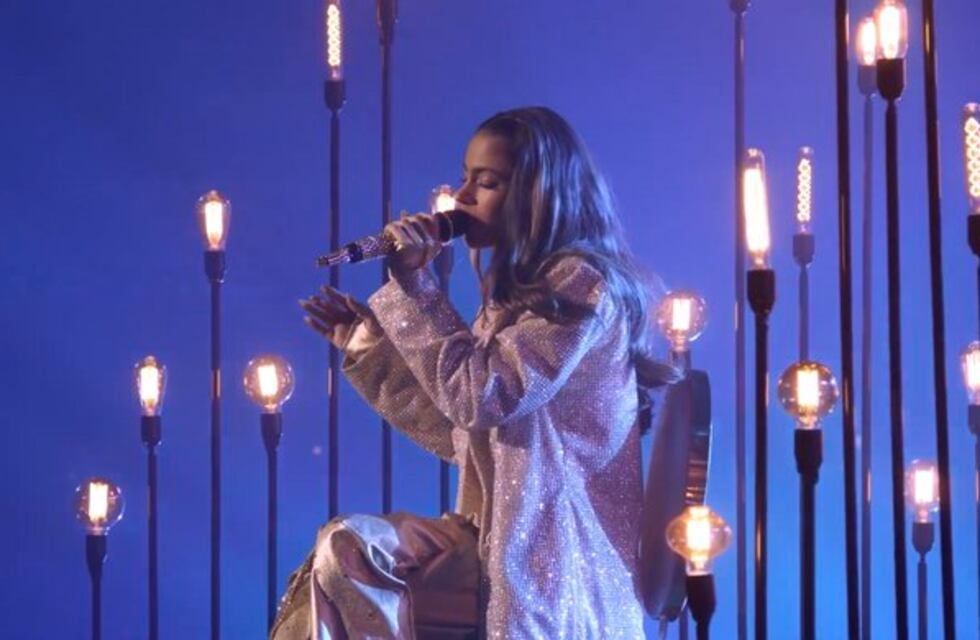 Tini presentó “Aquí Estoy”, su nueva canción, con un show en vivo vía streaming