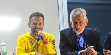 Damián Gómez, nuevo intendente de Potrero de Los Funes, junto a Rodríguez Saá