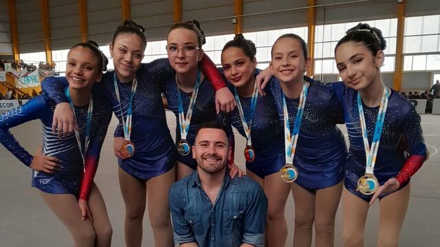 Patinadoras del Sportivo 24 de Septiembre Arroyito