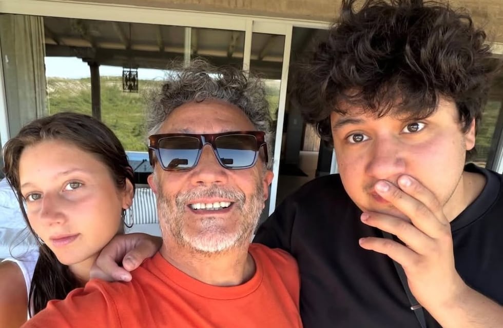 Fito Páez compartió una tierna postal con sus hijos: cómo están hoy y a qué se dedican