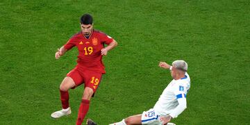 España derrotó 7 a 0 a  Costa Rica e hizo historia. (AP)