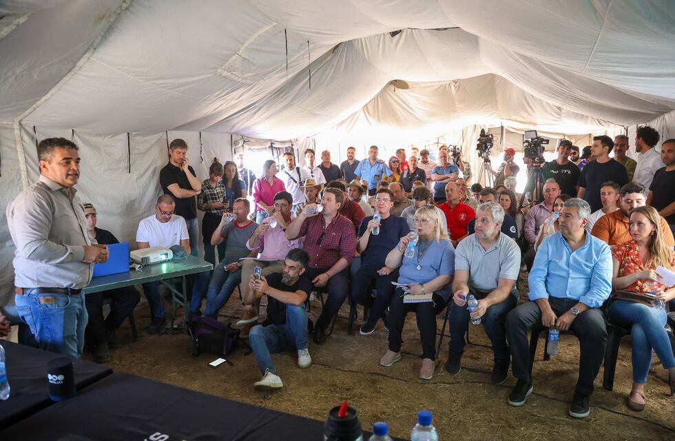 En medio de los incendios, los legisladores de todos los bloques visitaron Capilla del Monte