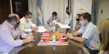 En sede del Ministerio de Educación se firmó los contratos para la ejecución de obras del primer tramo del Programa de Mejora del Acceso y la Calidad Educativa (PROMACE) de Jujuy.