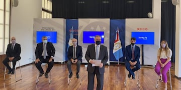 El funcionario presentó a las nuevas autoridades de la cartera provincial. (@gbelluati)