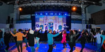 La Municipalidad acompañó la “patriada del 9 de julio”