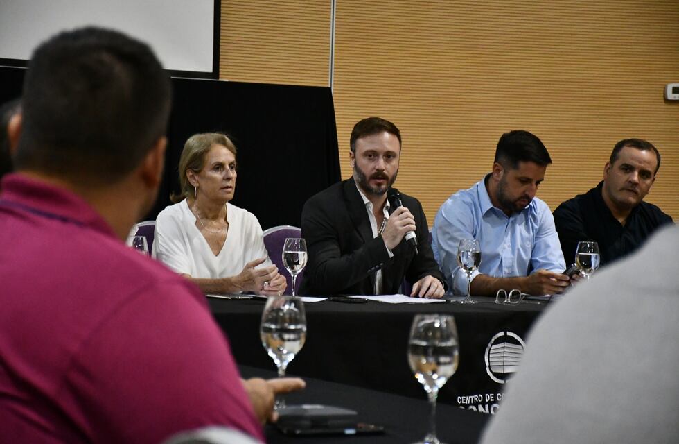 Azcué declaró la emergencia ígnea en Concordia y conformó un comité de crisis