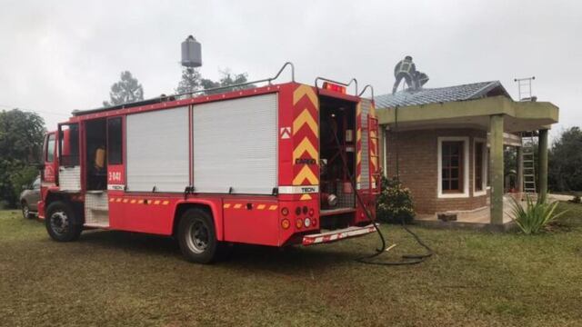 Incendio de una vivienda en Campo Ramón.