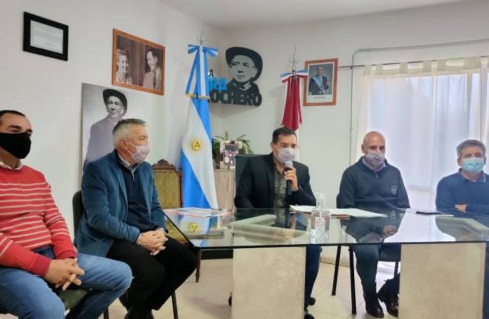 Primera familia con gas natural en Cura brochero