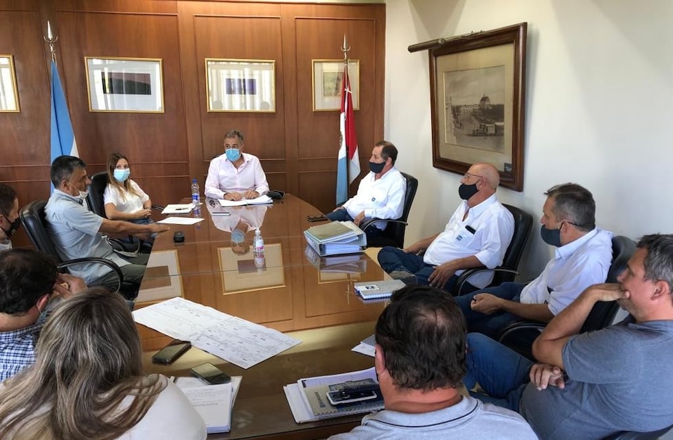 Desagüe de calle Tucumán: admiten retrasos y dificultades en la obra