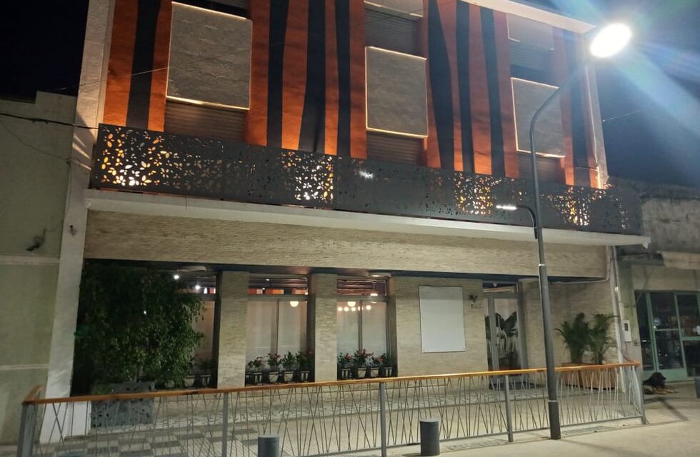 Nogoyá celebra el regreso del Hotel Luz, un emblema de la ciudad
