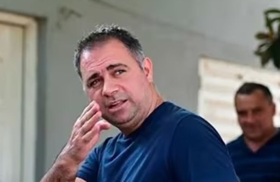 Mauricio Davico le presentó la renuncia a Martín Menem