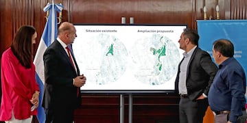 El gobernador Omar Perotti se reunió con el ministro de Ambiente y Desarrollo Sostenible, Juan Cabandié.