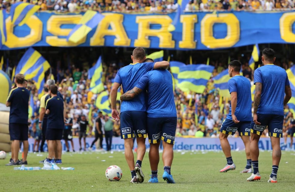 Rosario Central desplegó su bandera gigante antes del clásico rosarino
