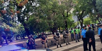 Efectivos de la Policía del Chaco, desde hoy, tienen la potestad de multar a las personas que no usen barbijo.