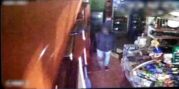 Joven detenido tras ser filmado robando en El Soberbio