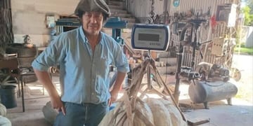 El zapallo superó los 110 kilos y batió un récord en Córdoba.