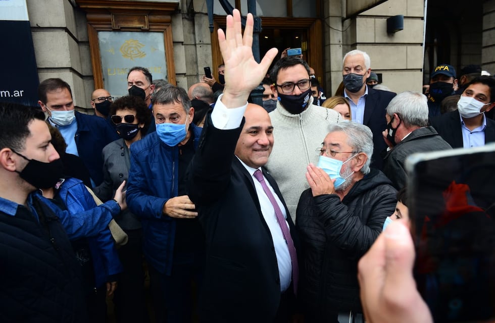 Juan Manzur en Córdoba: evitó polemizar con Schiaretti y cargó contra el macrismo