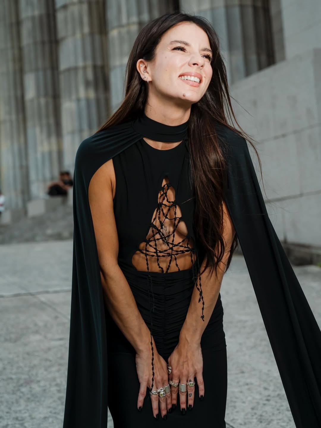 Gime Accardi apostó por una tendencia de alto impacto y sorprendió con un escote en tendencia para este verano