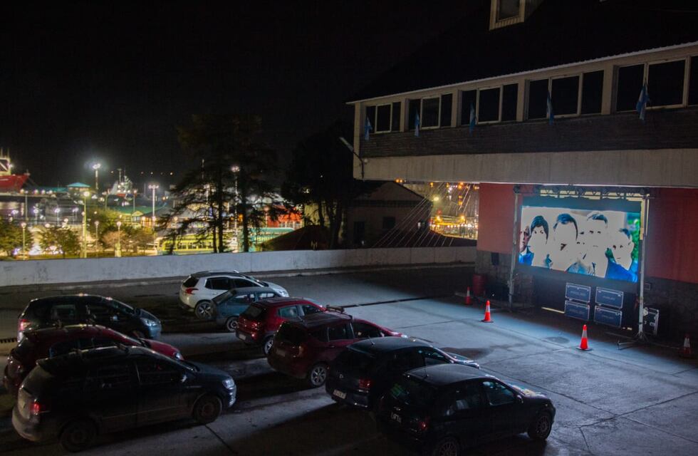 Vuelve el autocine a Tierra del Fuego