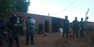 La expareja de Maidana y el acusado de facilitar el arma siguen detenidos.