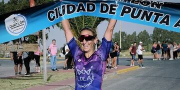 Noelia Giandón fue ganadora en Damas de la tercera edición del Duatlón "Ciudad de Punta Alta". (Foto: Marcelo Barth).