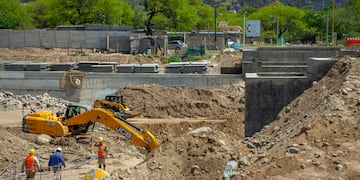 Siguen los trabajos del puente definitivo en el Camino de la Virgen