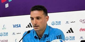 Lionel Scaloni dialogó con la prensa y se mostró molesto por ciertas preguntas que le hicieron. Foto: Los Andes.